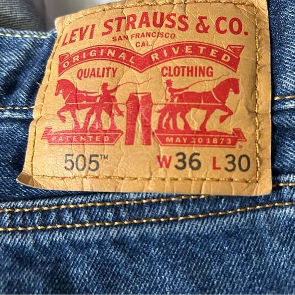 Levi's Men’s 505 Blue Jeans 36 X 30 Regular Classic Fit Straight Leg - Picture 8 of 8